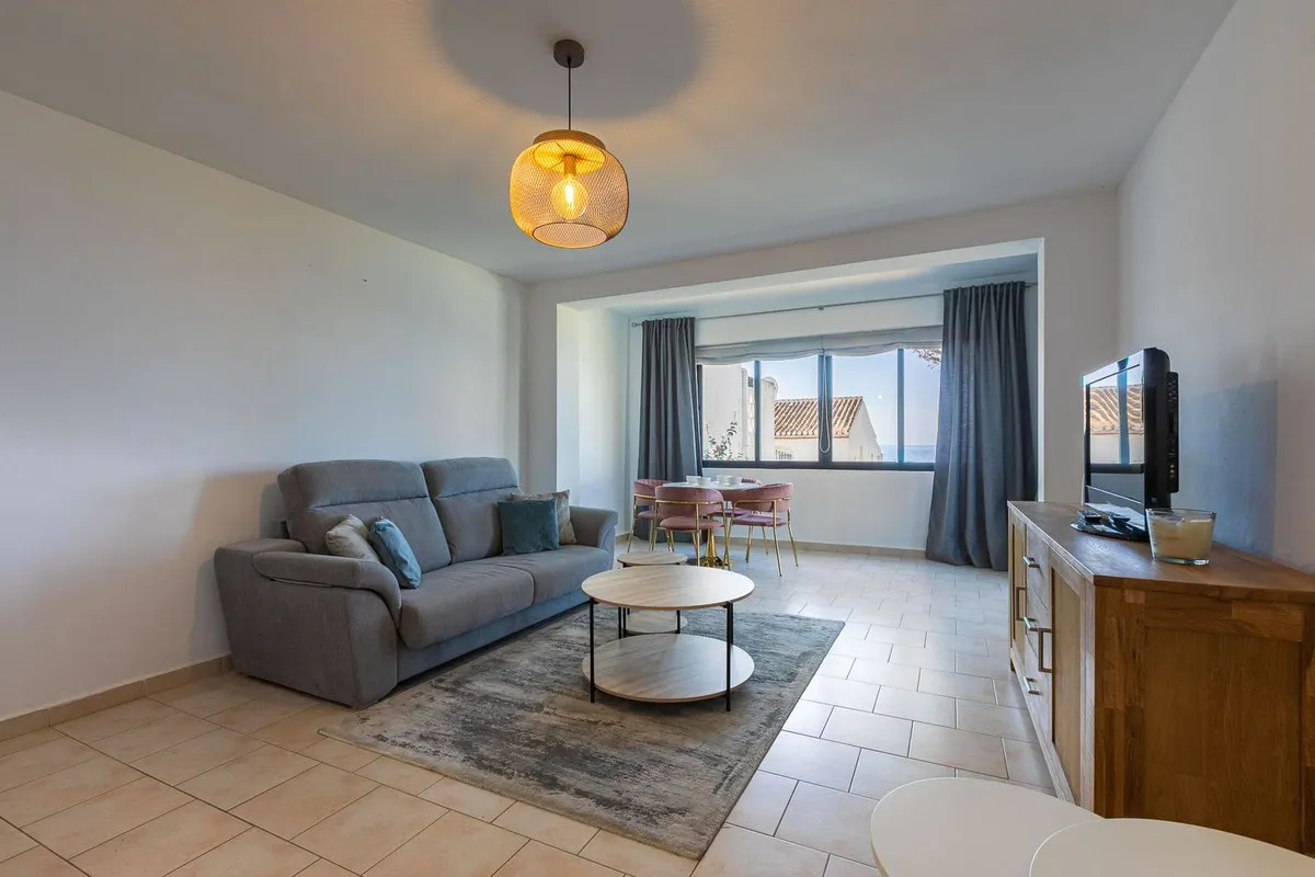 65679b1c-7a91-4c71-bdbd-a7f1a1b0f26c