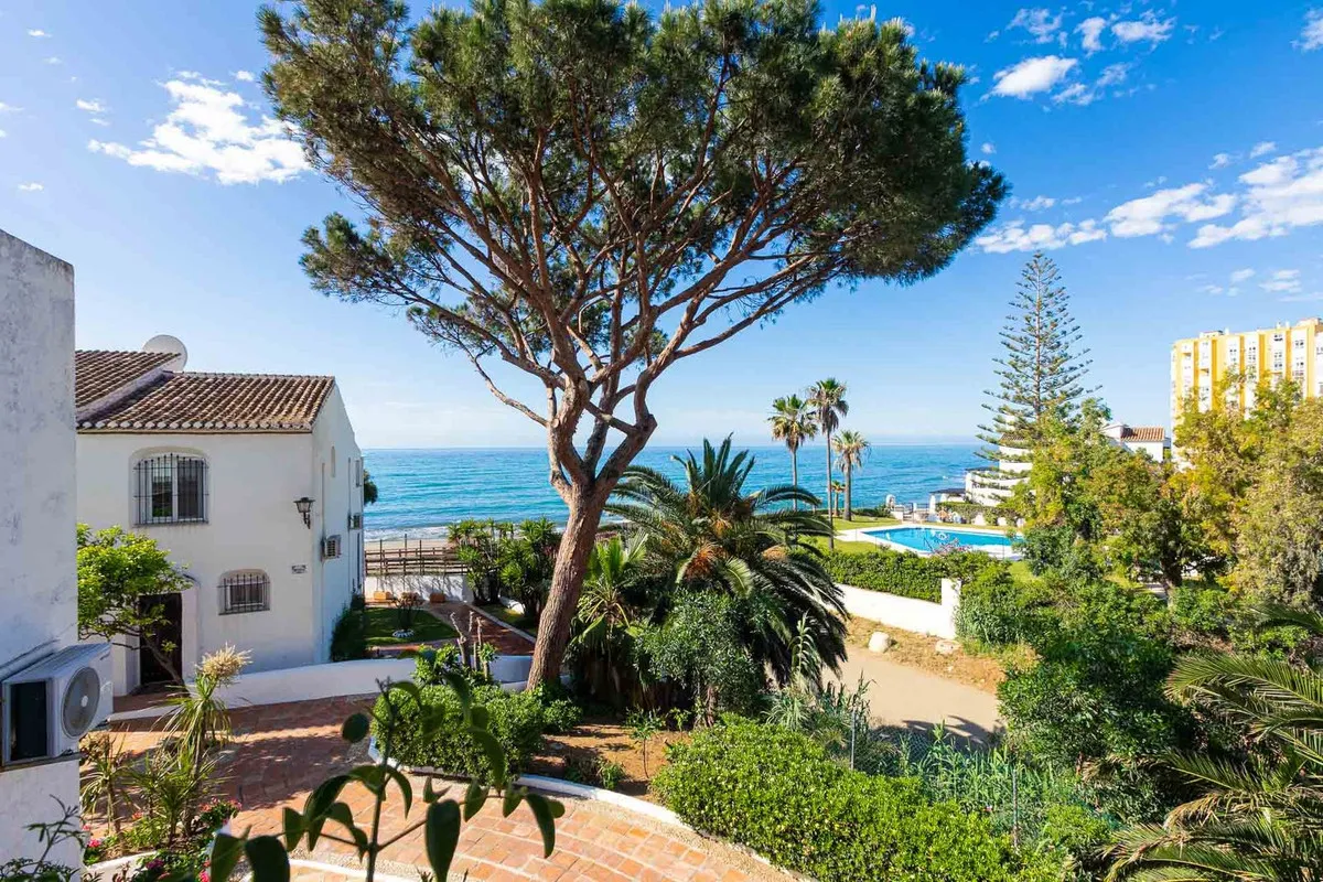 b32a99e6-9431-46a8-b8b4-4ab36bb78831