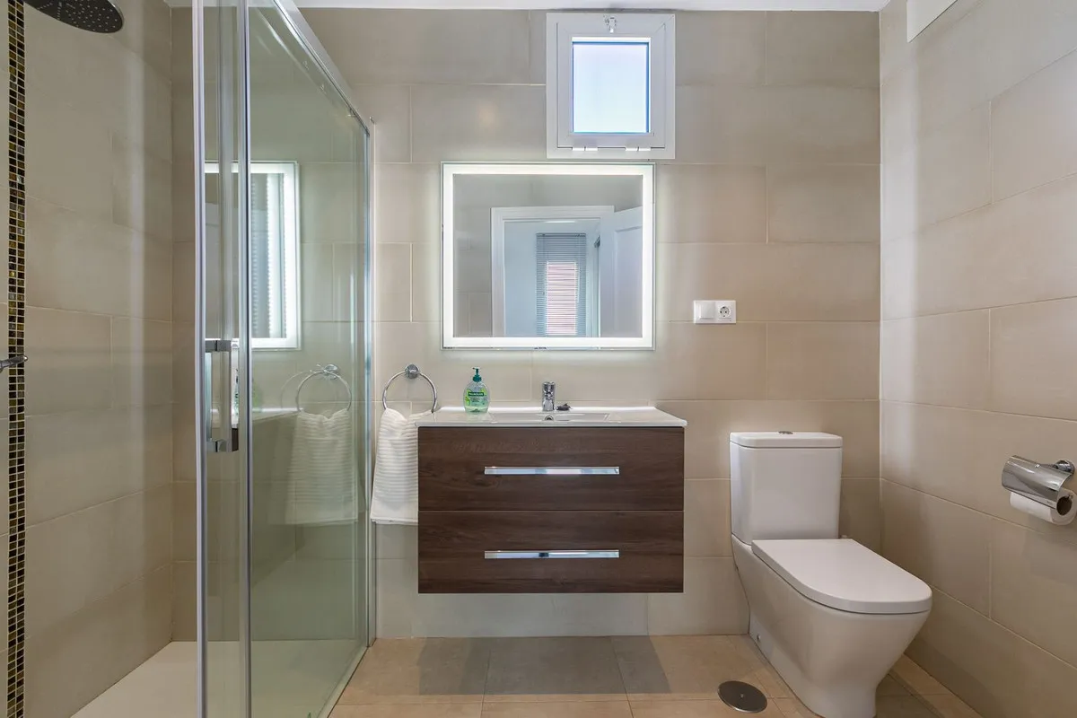 ea211bc4-6092-4160-ae8b-0043da77bf4e