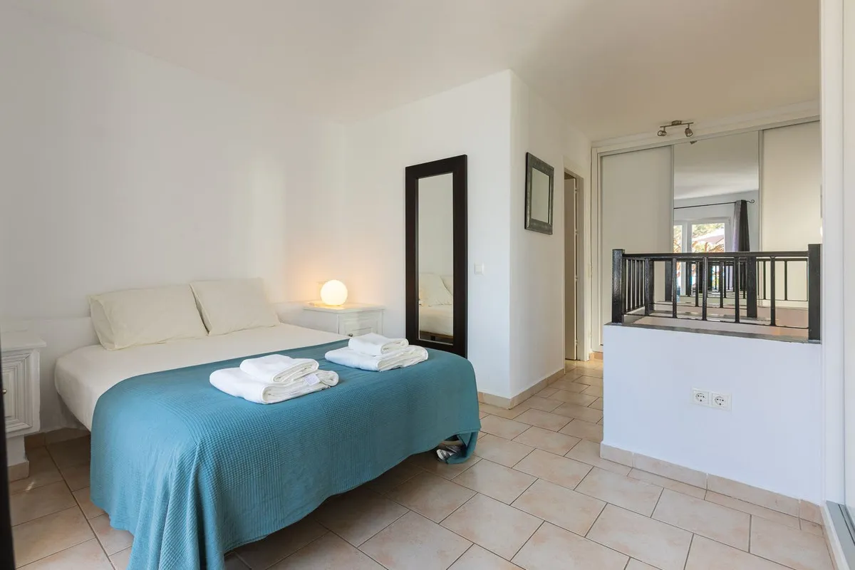 fa4c5927-6541-4c08-927e-78fb2eb20bae