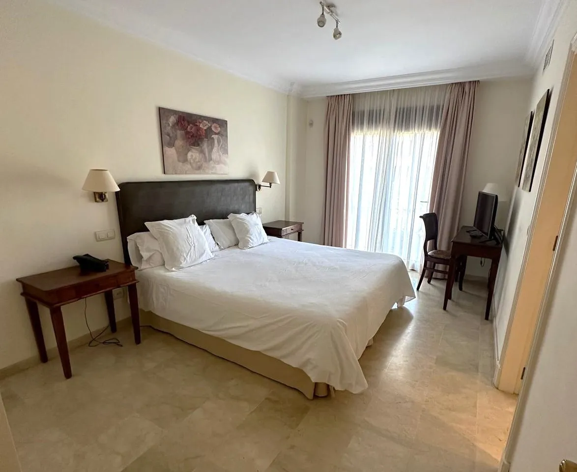 39228559-9411-4899-a5be-bffa0ffcd452