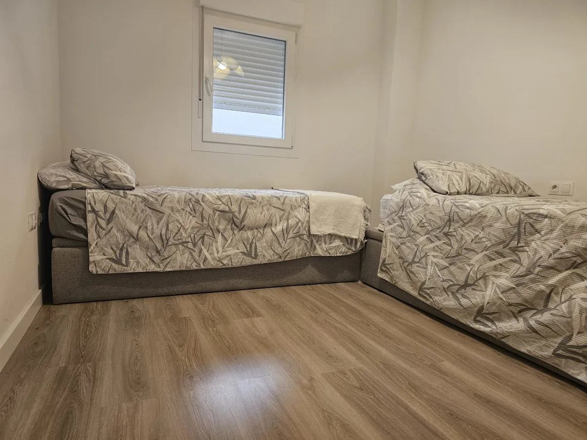 ae2604f9-056e-42fe-9e70-8f476bb8c42c