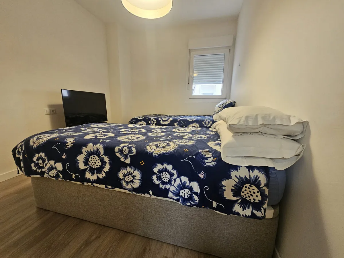 b0a9cf9b-5609-4998-add9-75a0c9ab1bfc