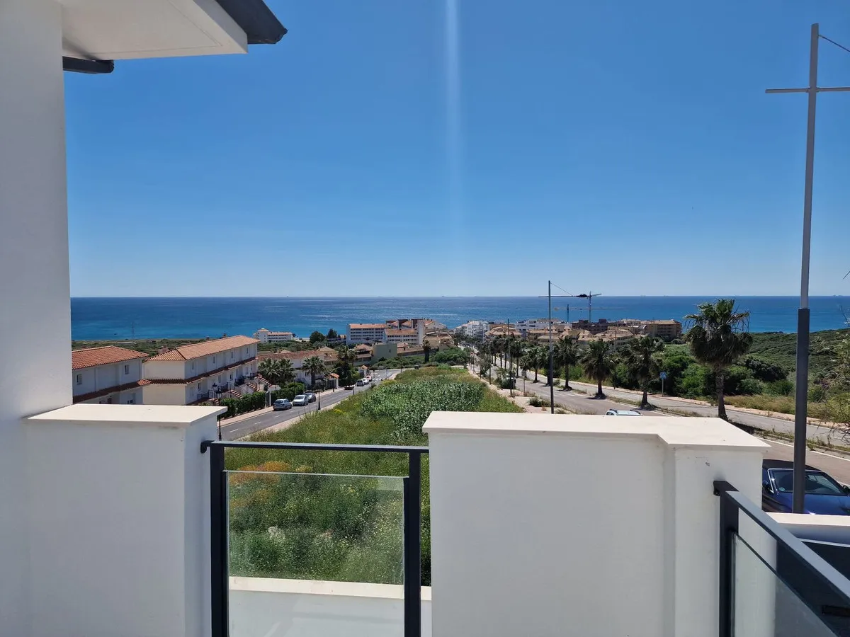 d9f86338-4c57-4e1c-8d88-b8ef0276890c