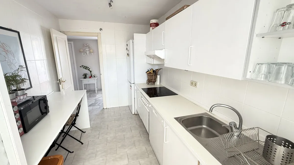 13b1dd57-e364-469e-b0dc-fa4b380c241b