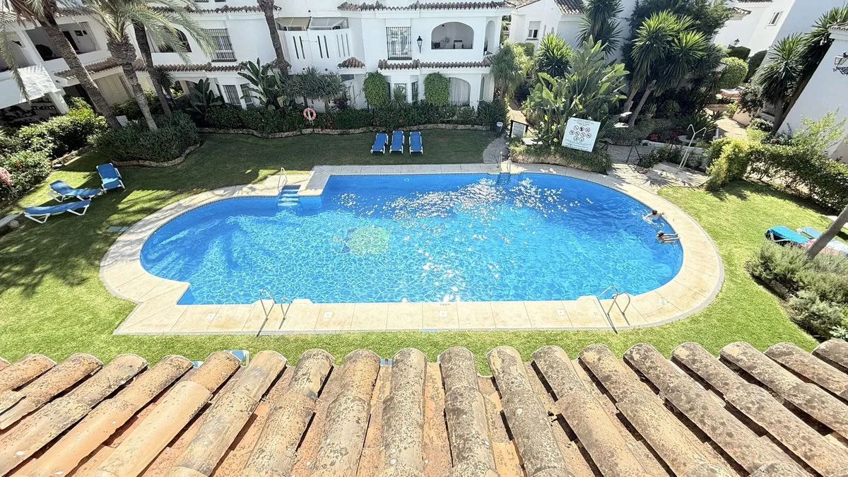 d3d493f2-23f0-4a57-9635-18c226855b8b