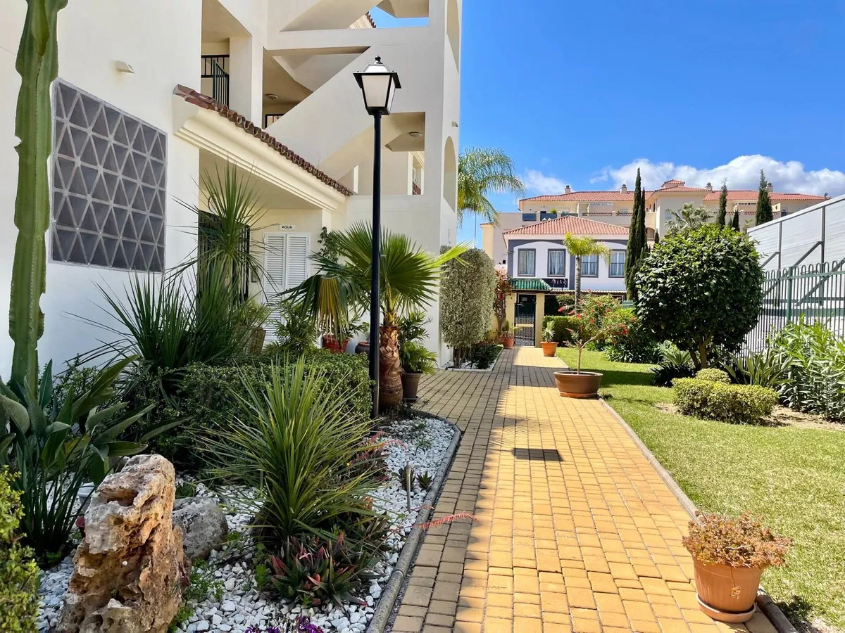 ddd98e0d-9ee3-46fc-8f4e-11d6700df962