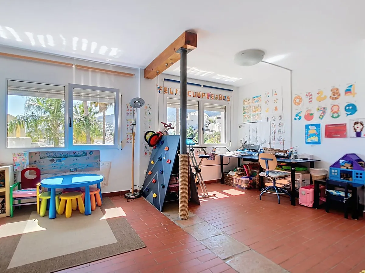 048ff47d-9f7f-4400-ad5f-e2458e9f0d22