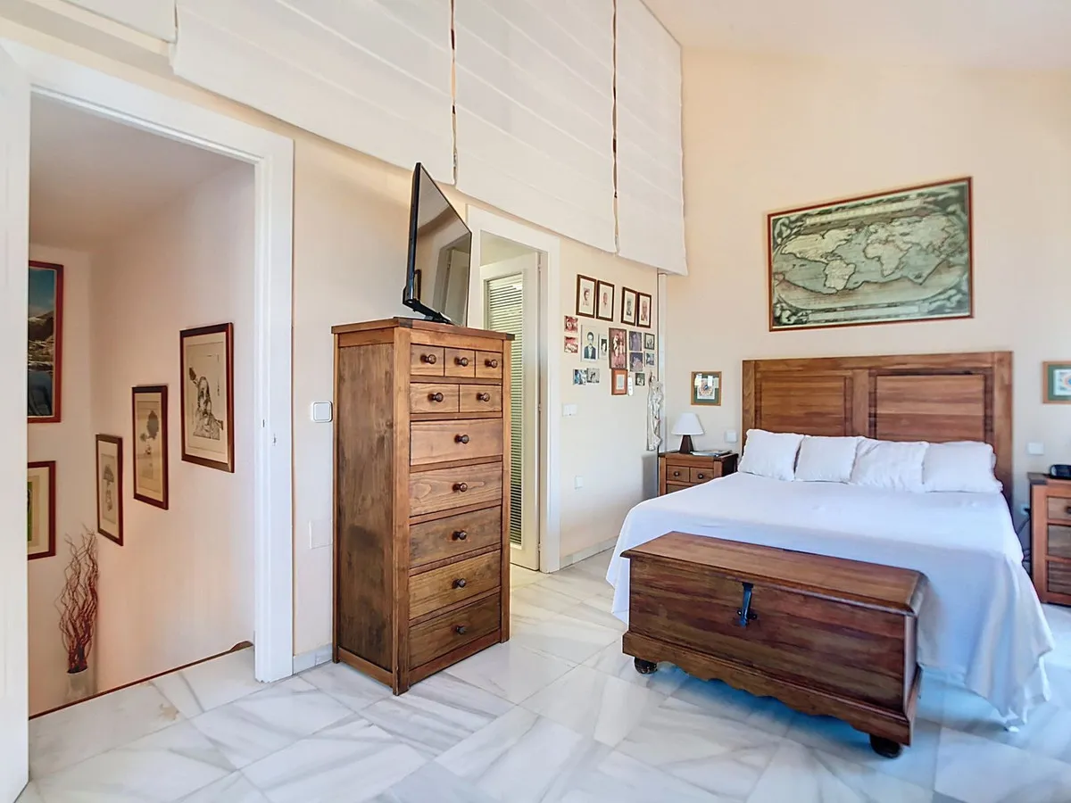 57d4f508-ec69-438c-a9e6-7756c4370d79