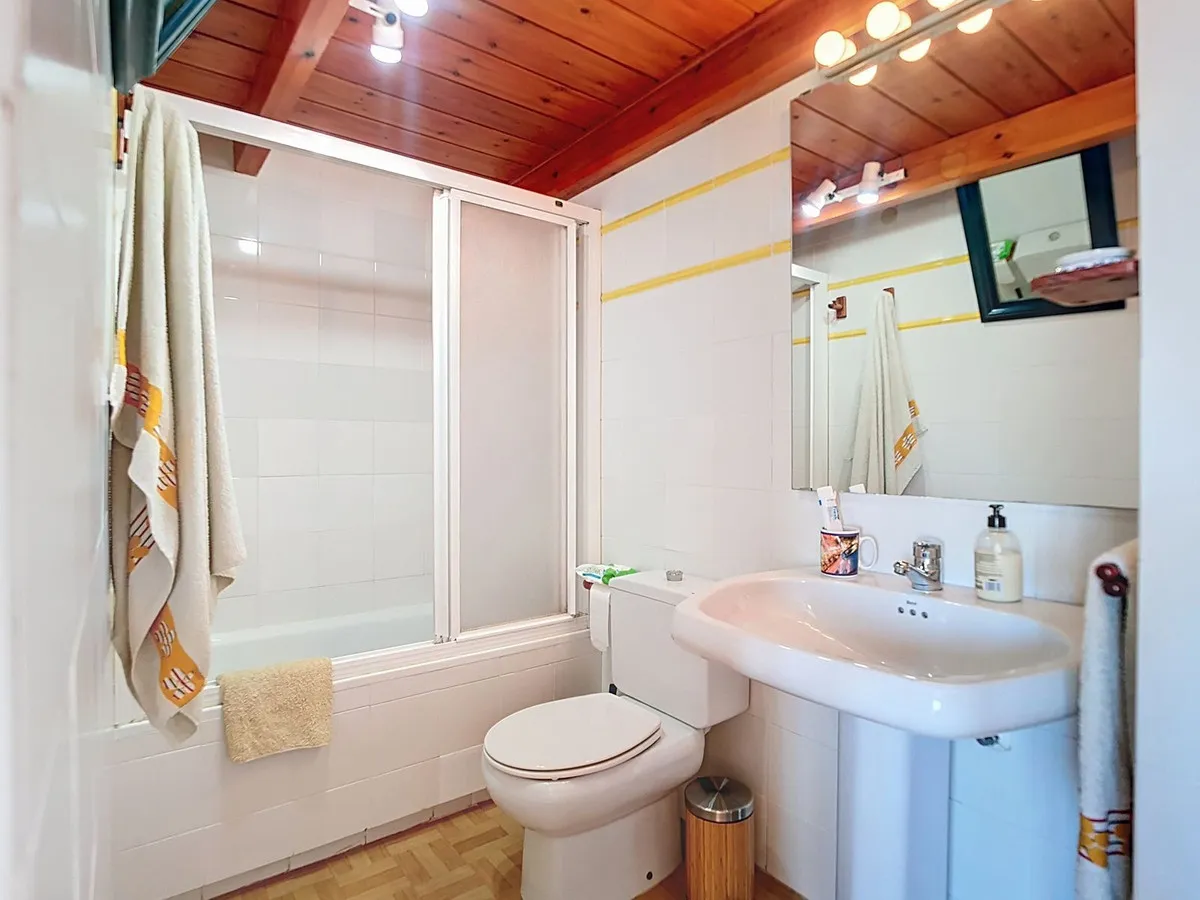 ac93d4a1-7640-480c-a6a4-c78e69a732a1