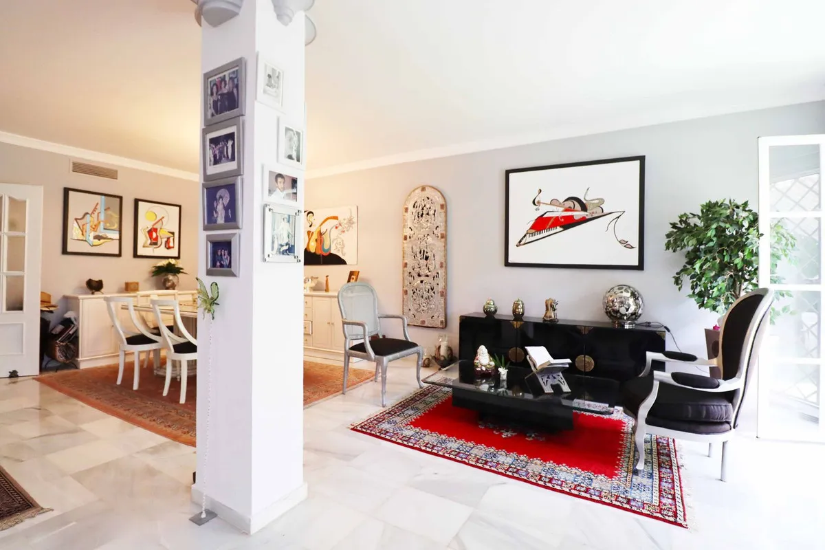 2a98c7b4-7256-48d3-a84a-c6fe3dd0e618