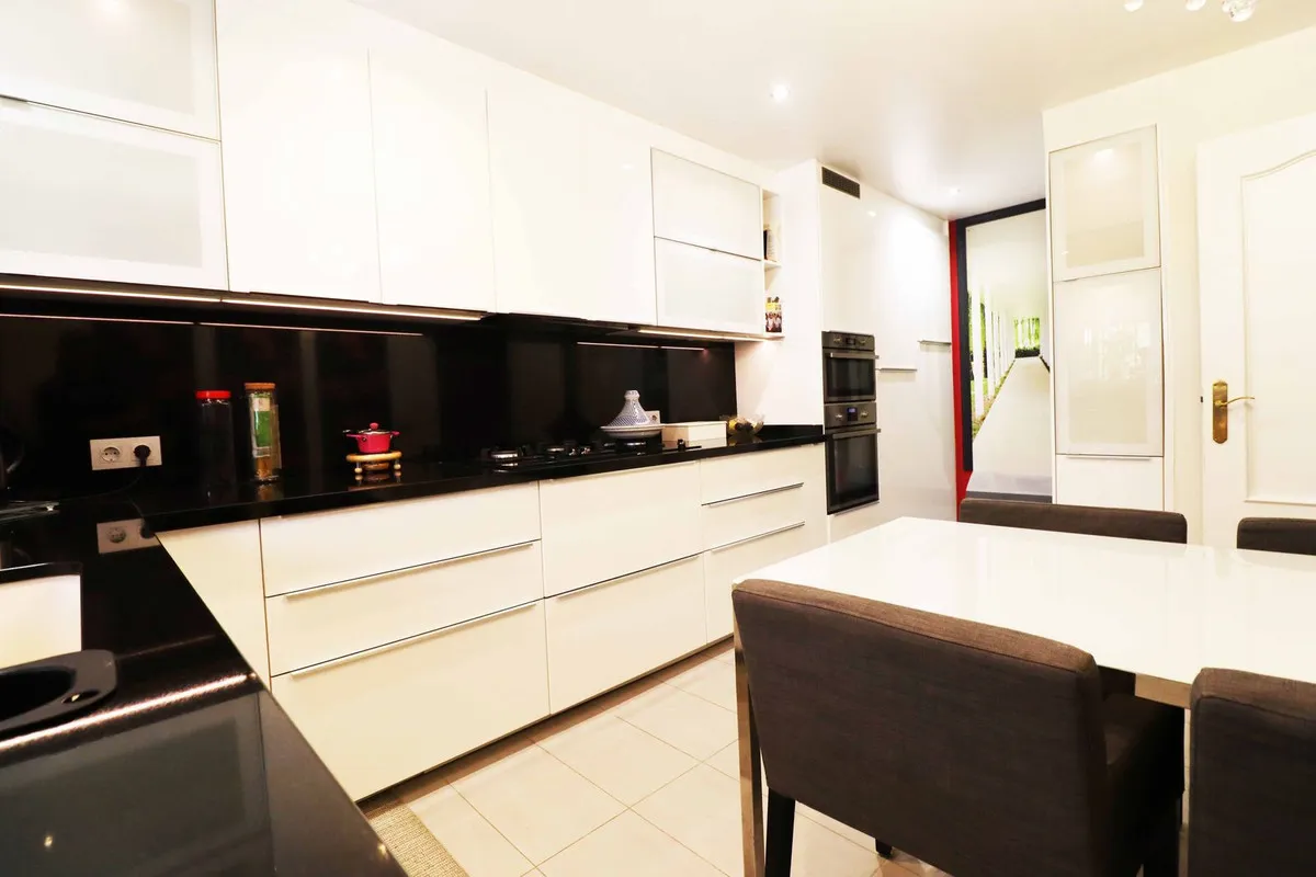 d54307d2-cd5d-4b82-9365-57c3b2d498aa