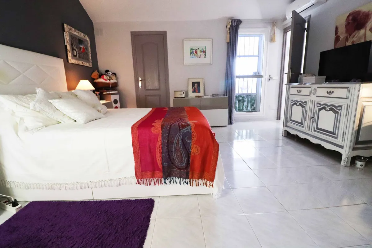 ef910a35-95bc-414e-abf8-07c7c3c28f27