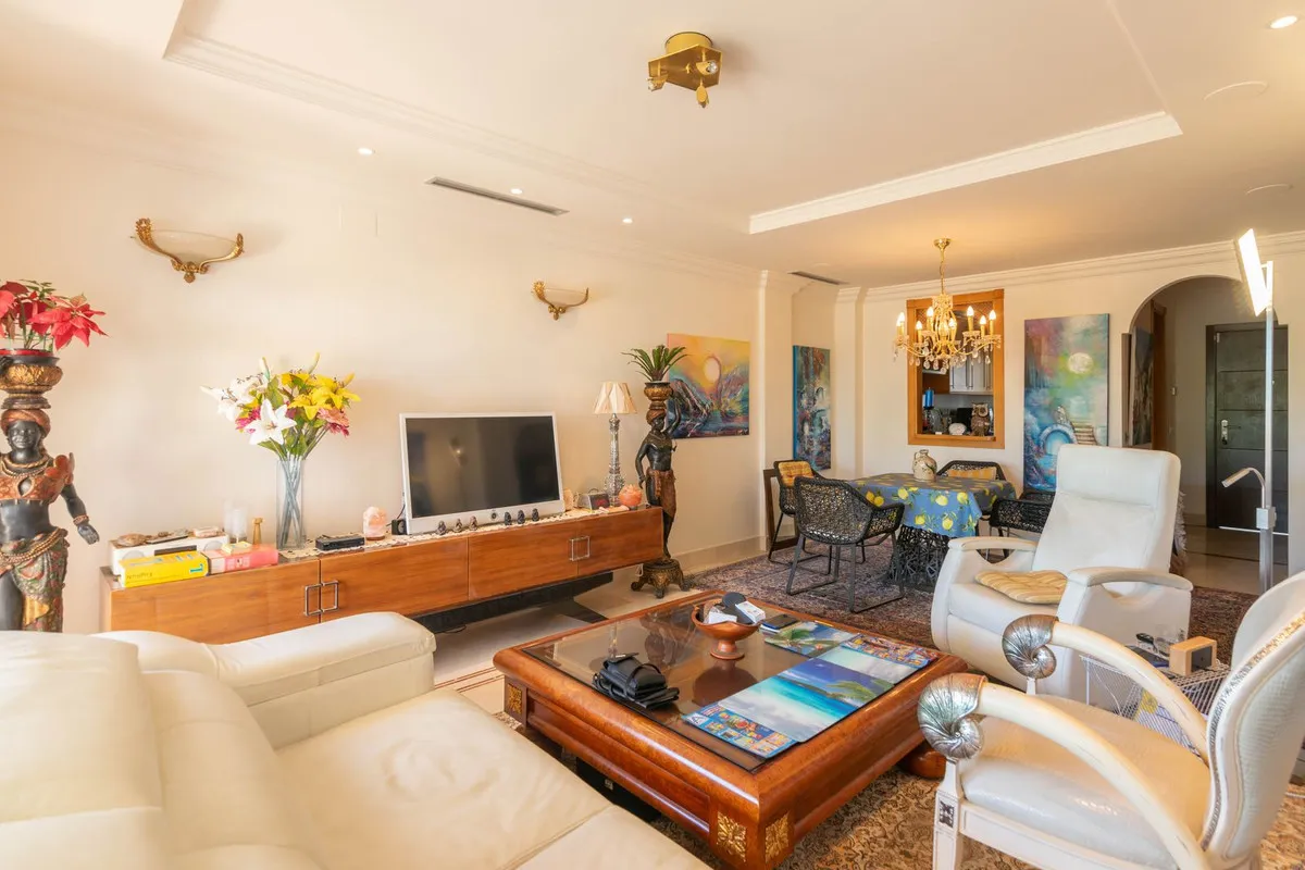 73029175-0f77-4389-80d5-838a645c9edb