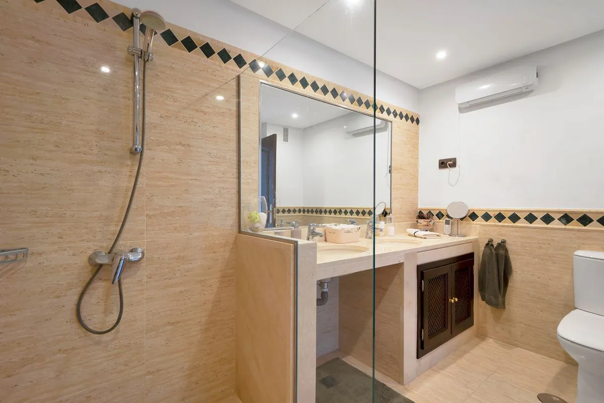 0b0f2344-3cf8-4ae9-82a9-85b0bdf512ed