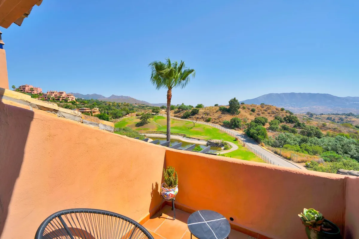 61a39ba0-bca9-46f6-ba96-46fdd13f986d