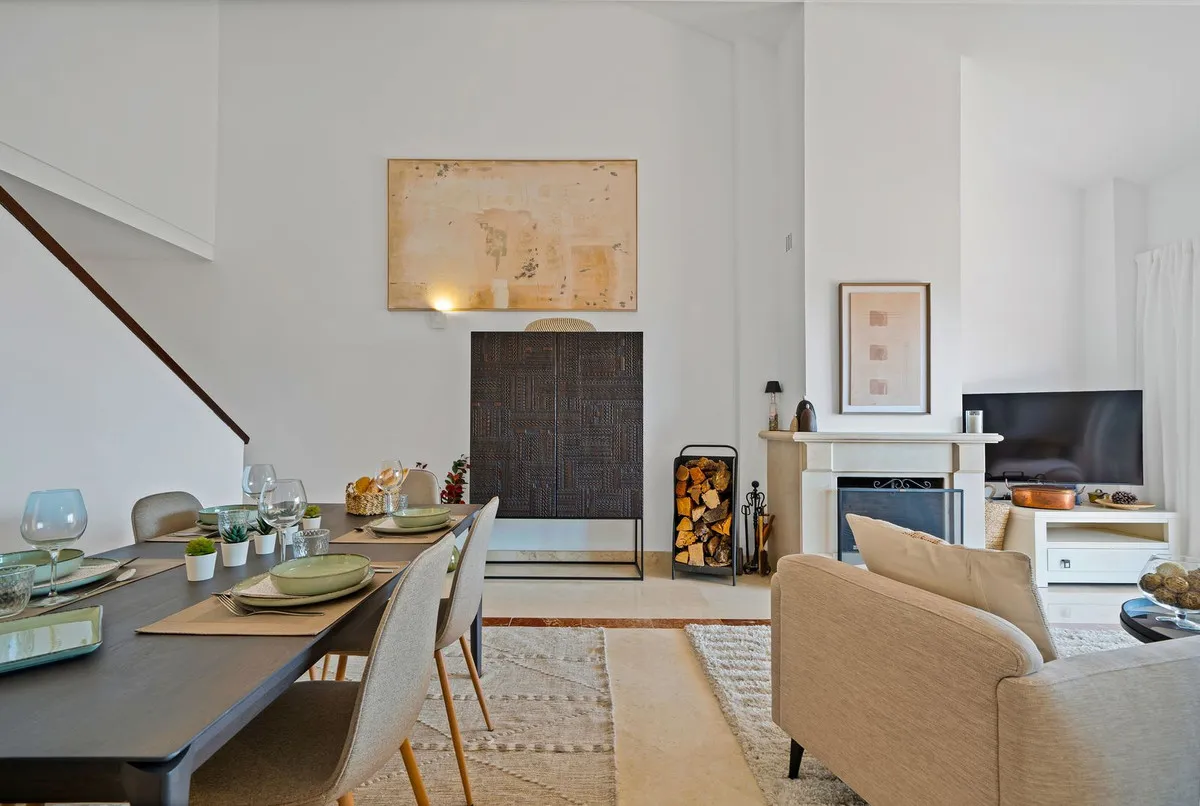 ad2d4ce9-d6d7-4ac8-bc06-39c5a7a3fea5