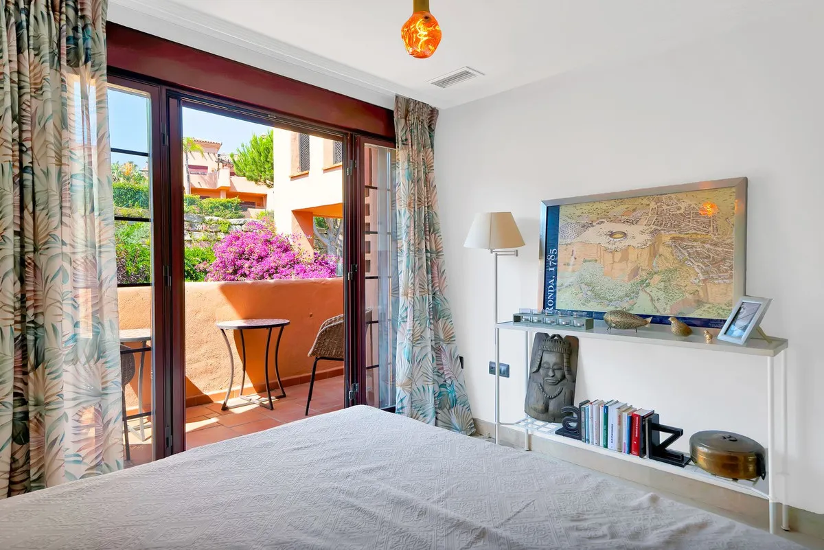 f70a86de-e559-4bc9-9e2f-077a47c1c692