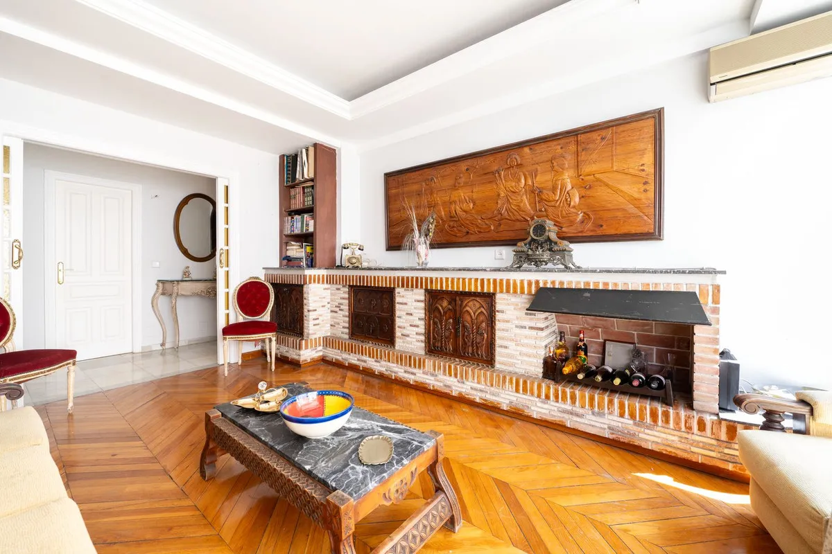 0259b035-746d-43cb-b3a2-749e133f7340