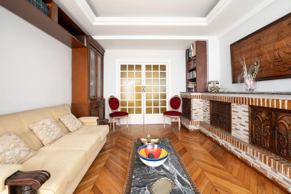 bf480260-8d17-4876-8a3e-1a7efe372f1f