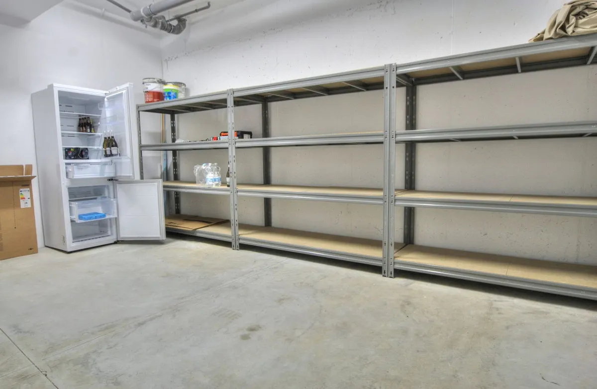 1b0766e7-7192-49b0-96c3-c980ff205492