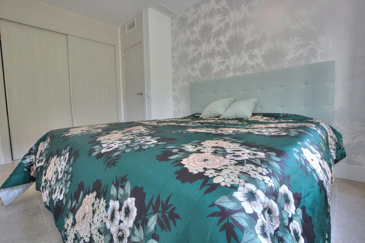 6a47cd74-5a76-4396-a106-a6b6988e73fe