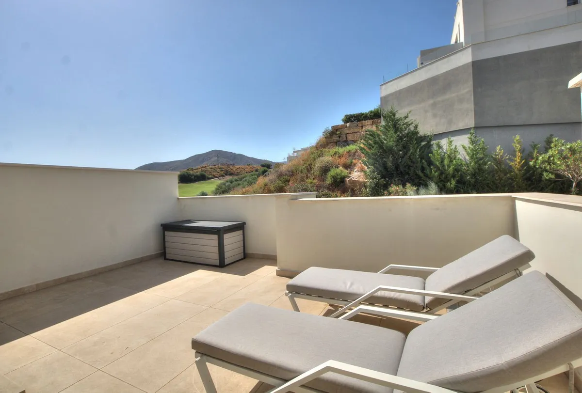 83b1b99a-017c-4ff0-a0c5-9fbb8ea5ee11