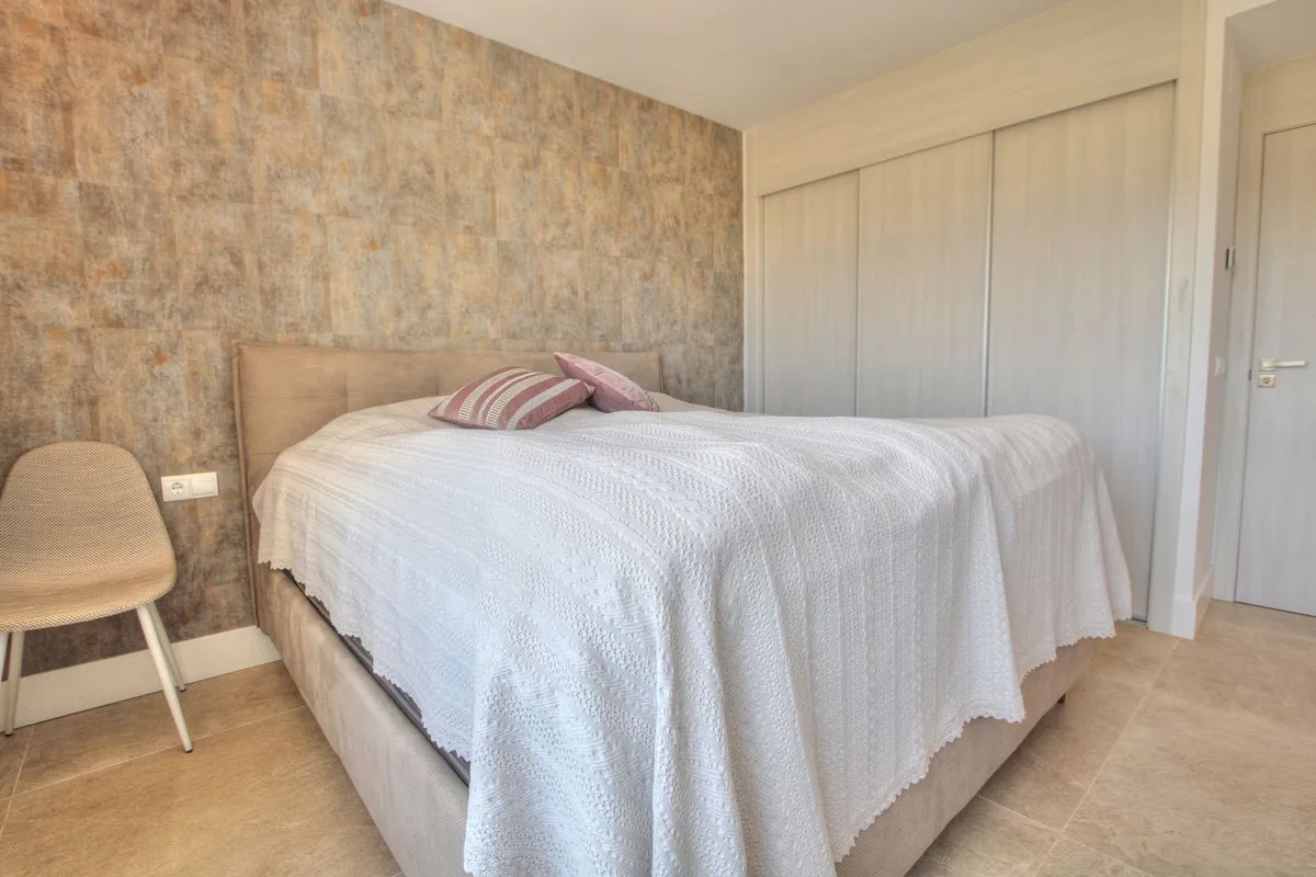 863e69b6-6ca9-4a12-9bef-afeb0da72e1e