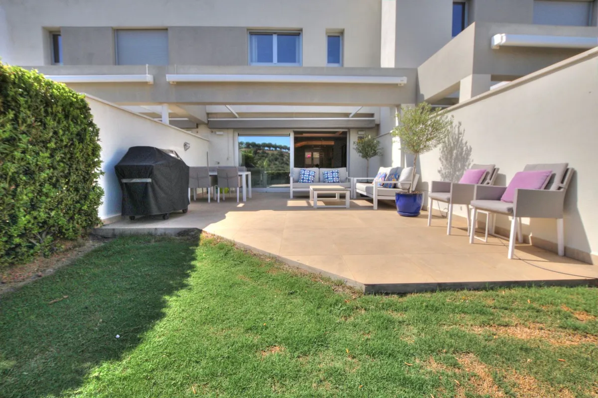 fac86162-04f5-43c1-b93f-38278c83e820