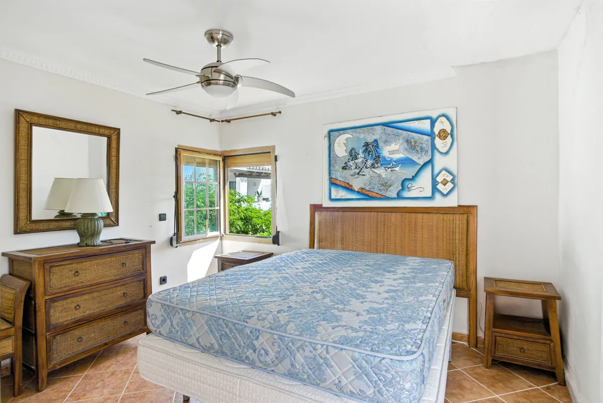 bbe99049-7cec-45c0-9d0a-30e782cb4d64