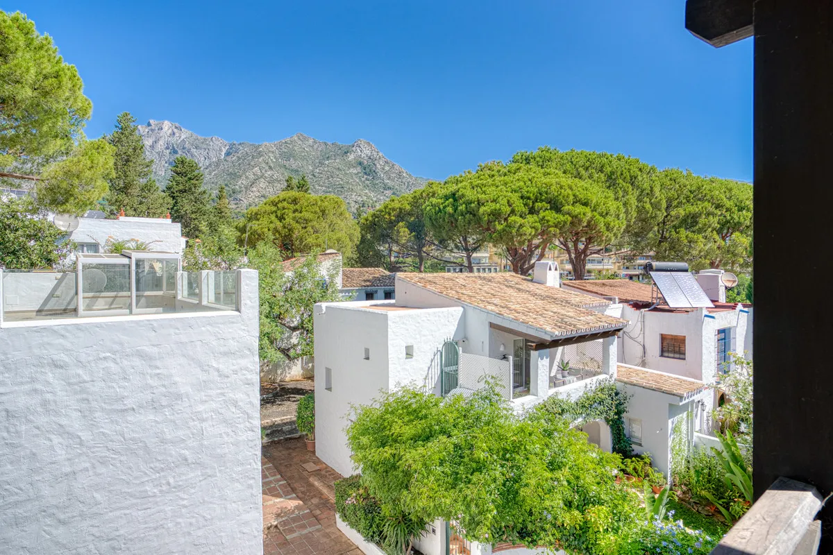 eb8f6578-b5cf-4264-ba58-8e50087d1d83