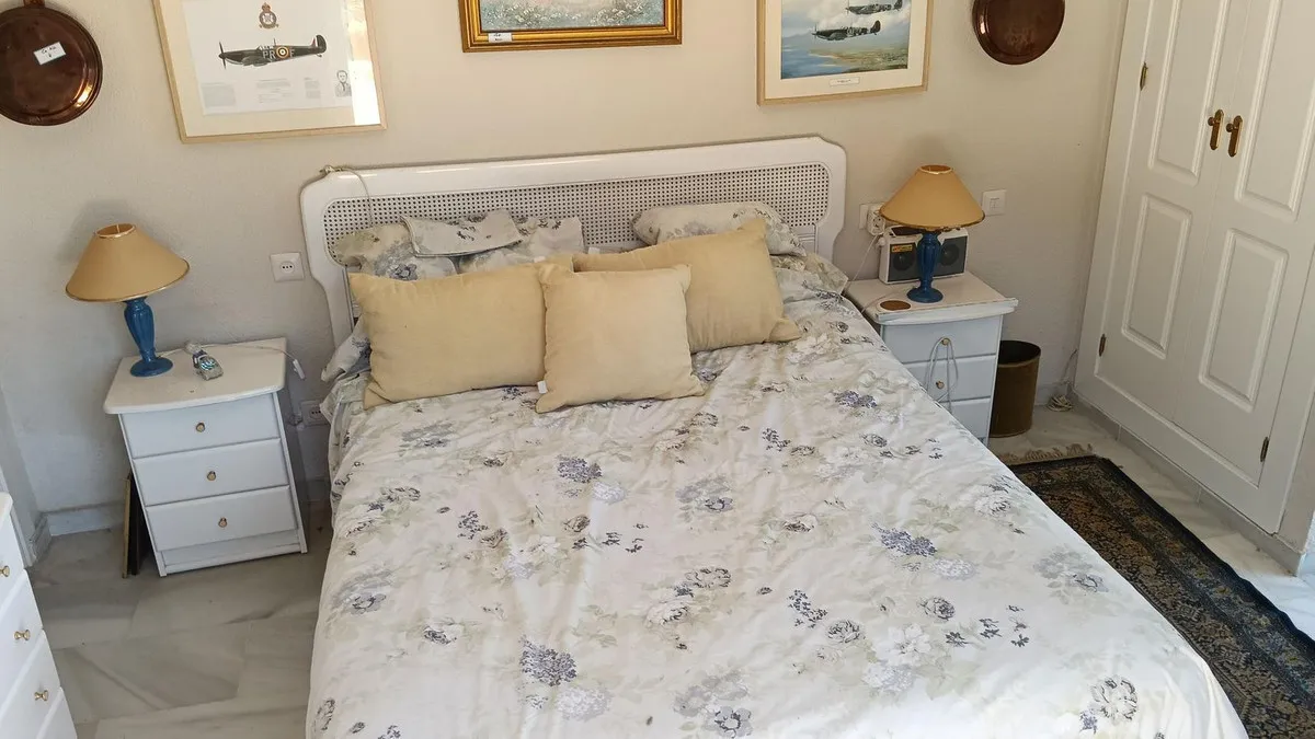 930d4262-dc39-4f18-8fb7-e9376a808637