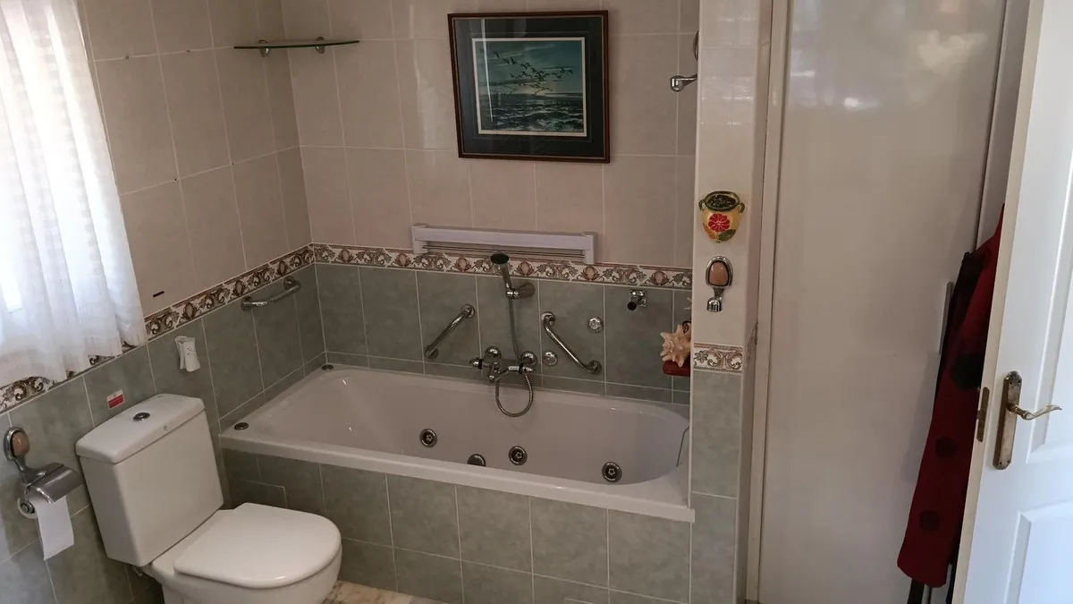 d2faadc5-9114-4066-ad4c-86417716b1d2