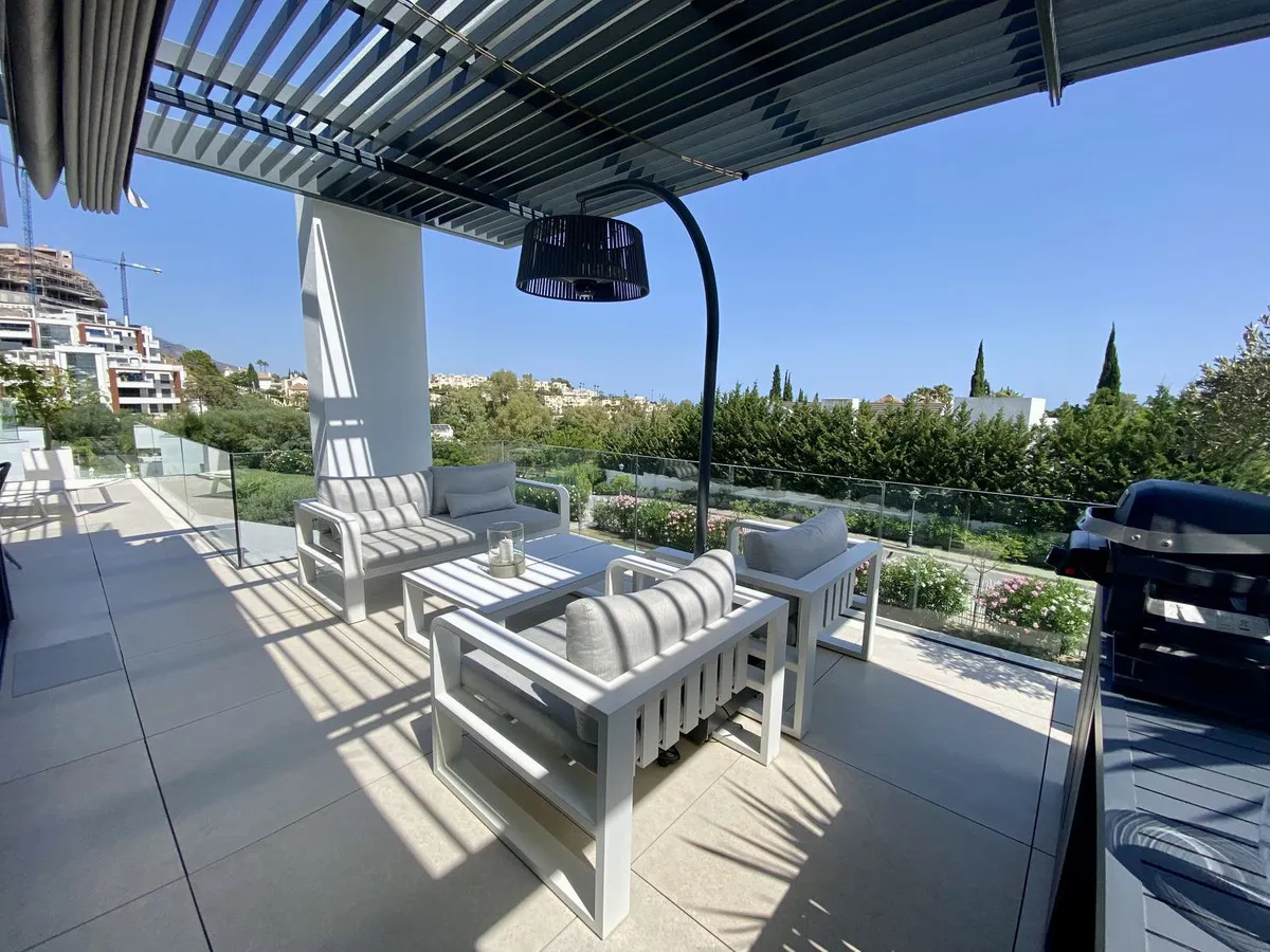 232b9227-e471-4c35-95da-00a2289cf507