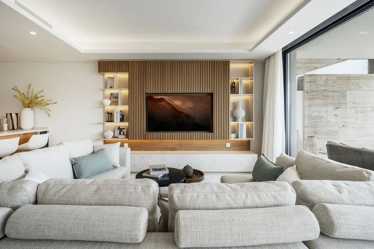 955c6220-40ab-49c4-a528-b1bc58373ceb