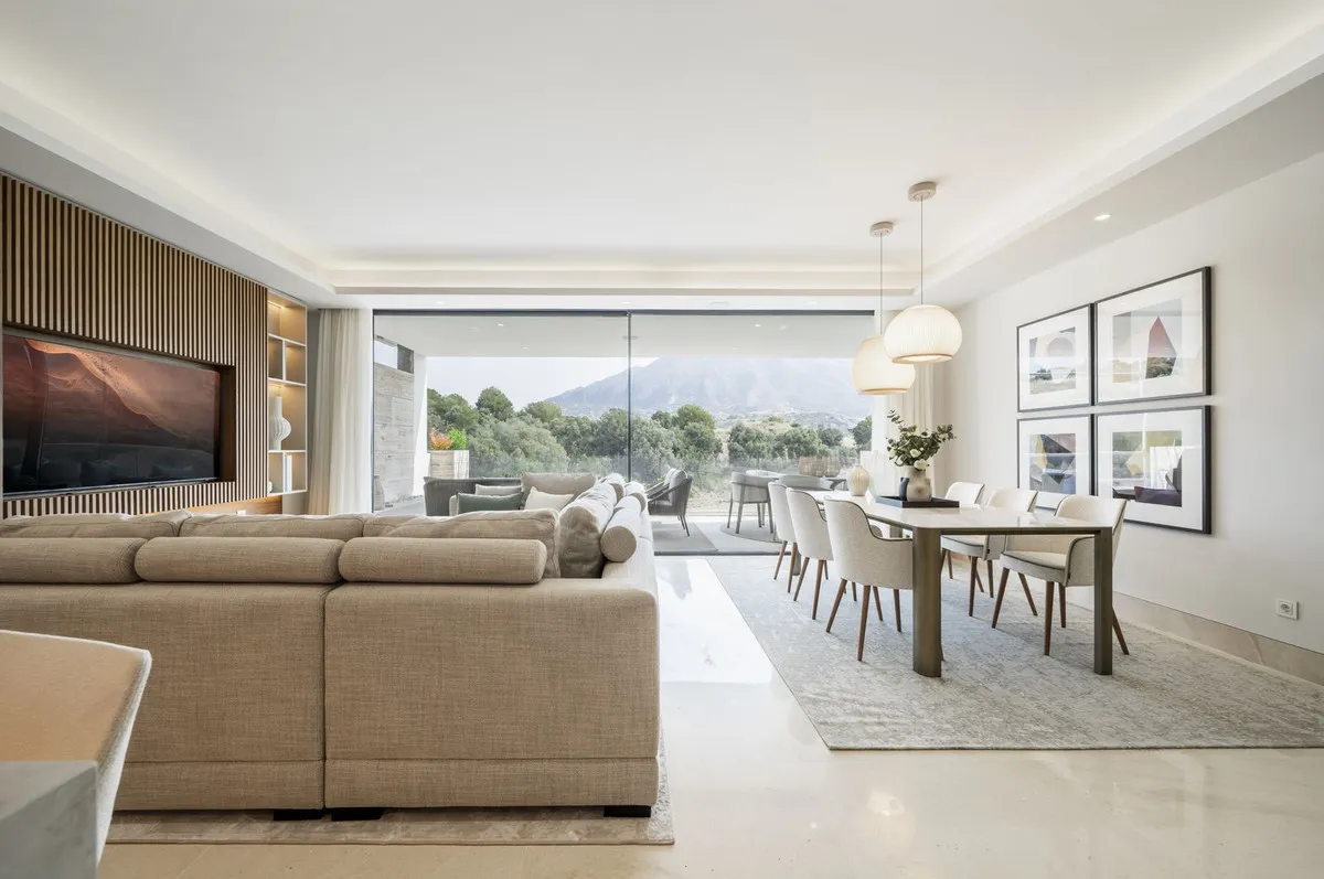 d545c852-7a90-4497-87b7-1e0bf14828b7