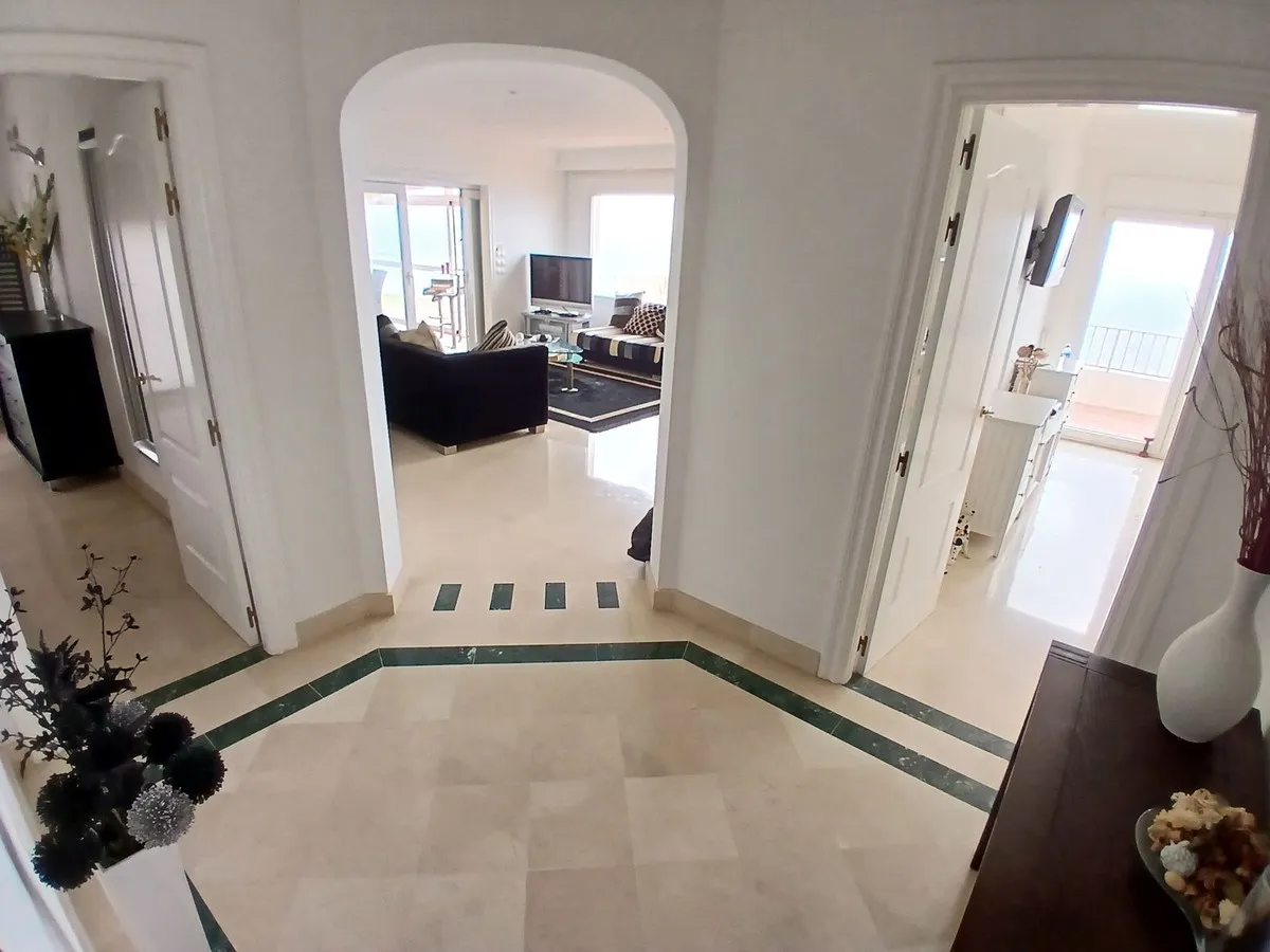 3eeb29e8-6a5f-49e8-8a6b-3390f65f56cf