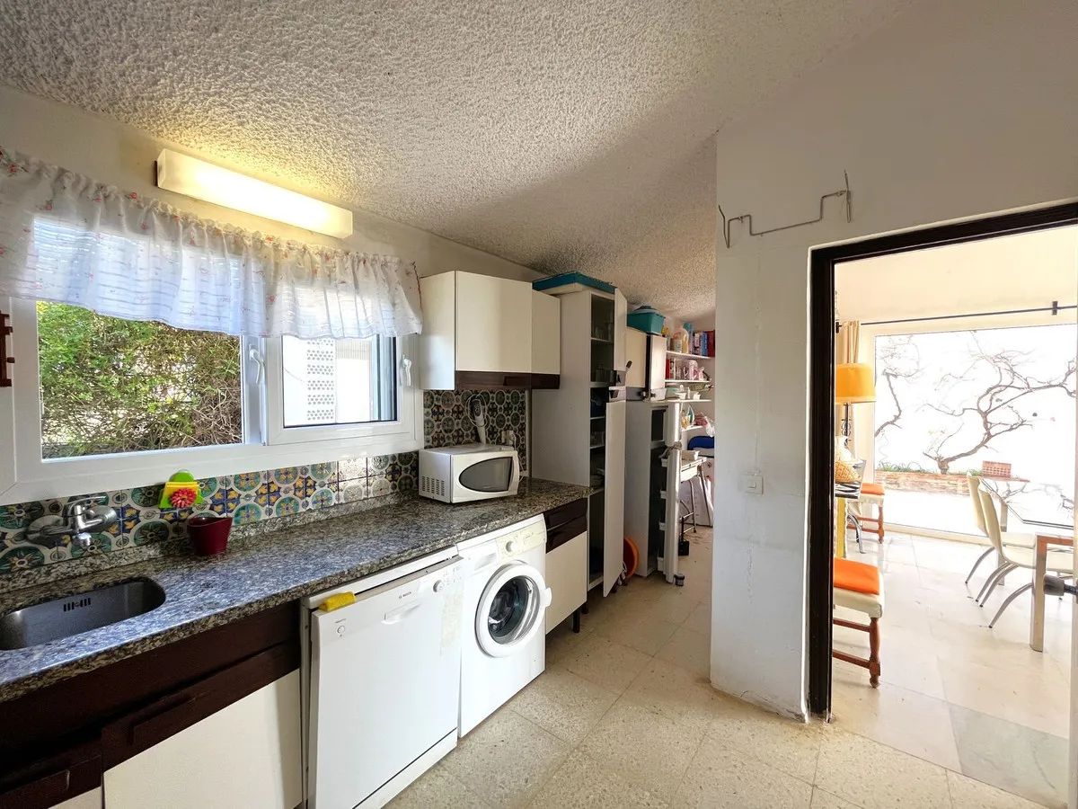 3cebc6ca-683d-45c7-8150-e5133ee0962c