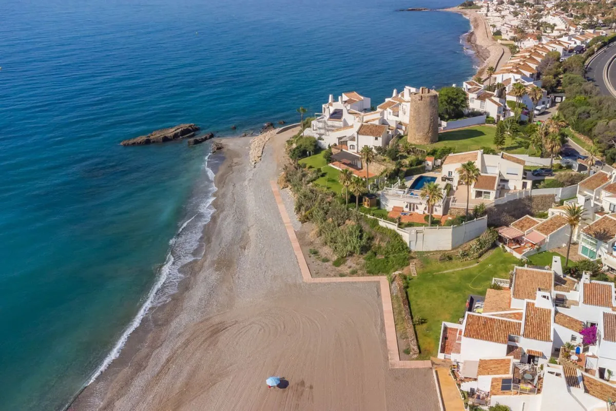 6820b077-df69-4d37-929e-4bde52b6e780