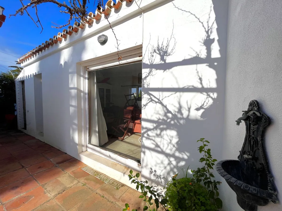 6b68ae67-dde0-4abd-92c0-ad8ee3d36f35