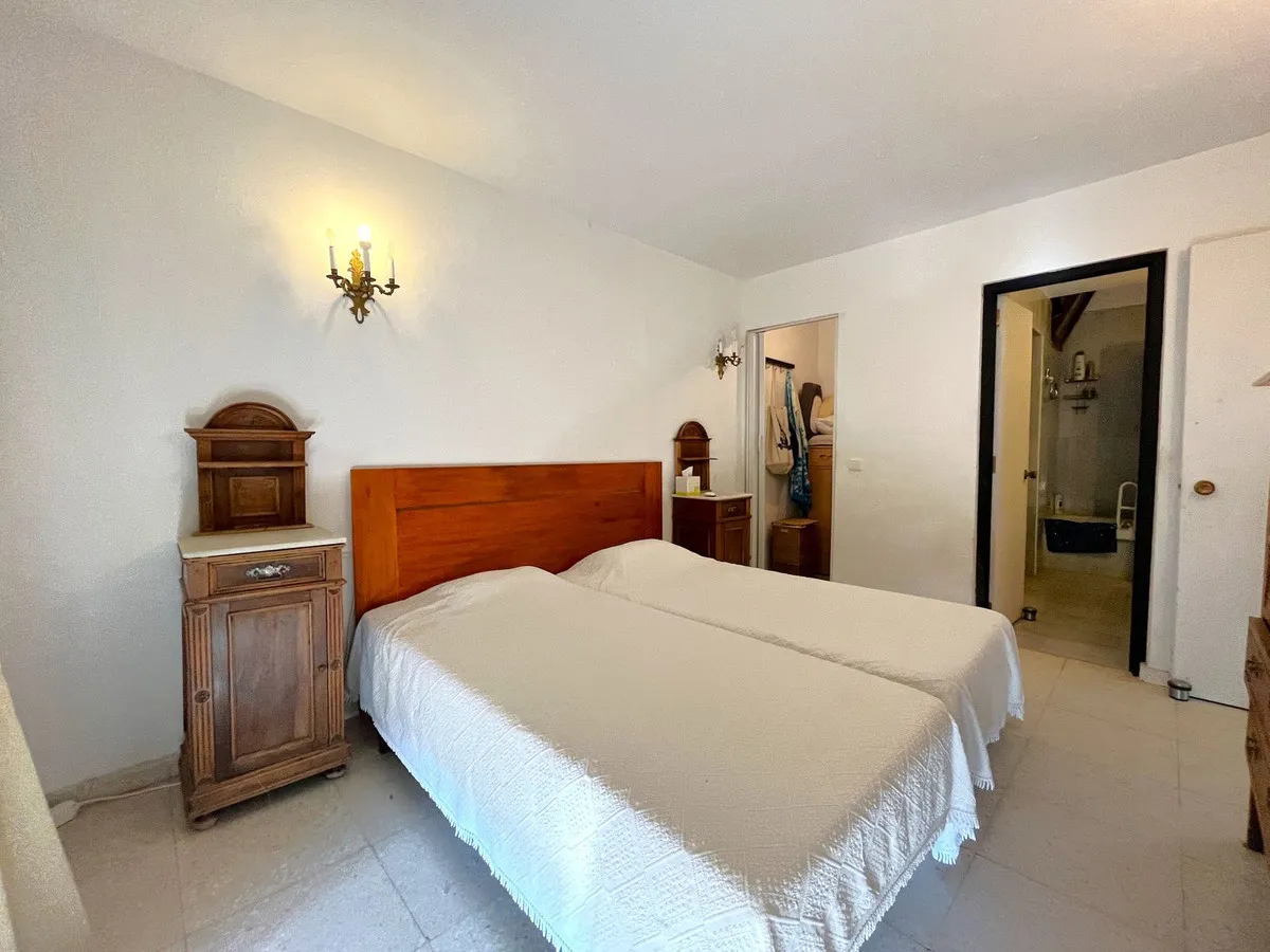 8de4b01a-7c21-45be-903b-ed3b5e9f0250