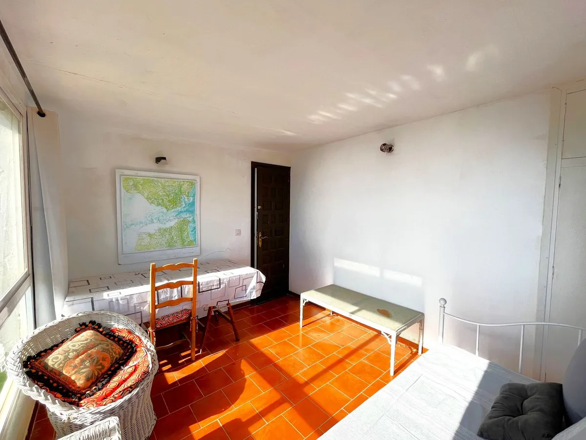 b9d2dc14-c6d5-4dee-ae92-998773433e01