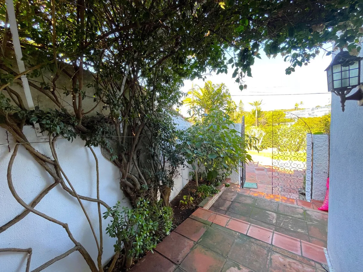 cc14ae17-885d-42ca-a51b-f9f1b8dad1eb