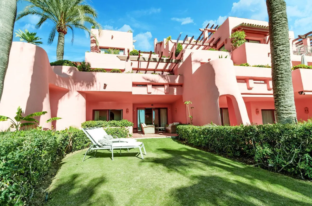 d866216d-9845-495f-8d4d-43d6a596bf19