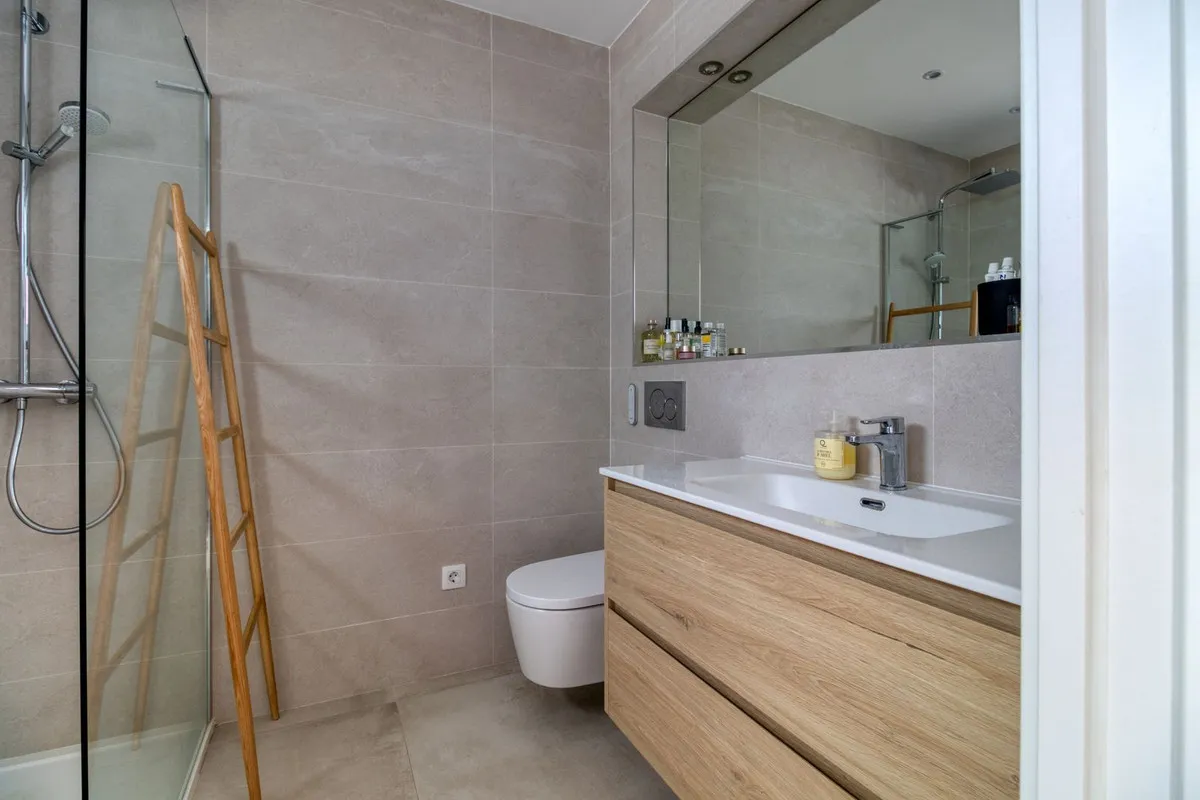 0865e6eb-e1d5-495f-8f32-b23519d35c1c