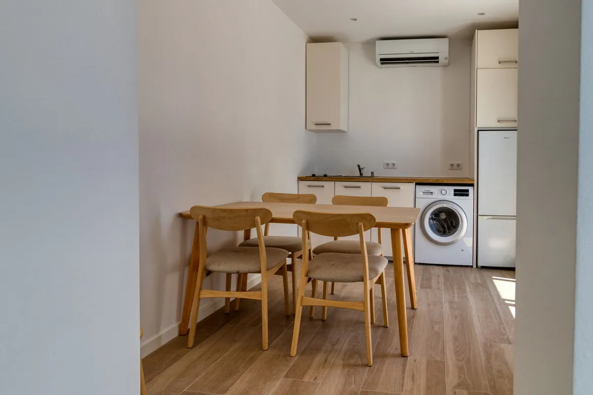 6083bbcd-03da-4d05-853a-e959a31ce68b