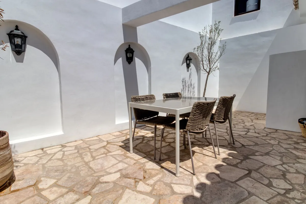 7185c20b-be28-41da-ad73-81dc56c02ea9