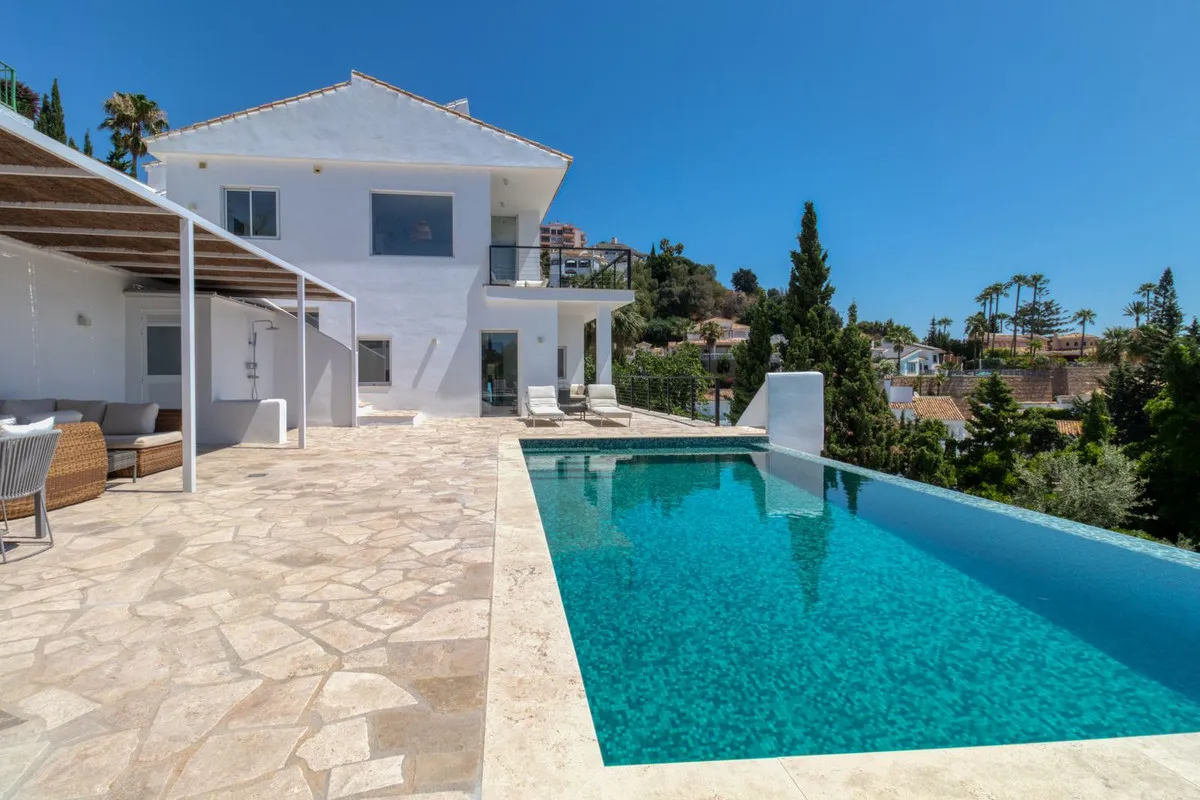 81daa1e2-5822-4efa-a074-82383594bf50