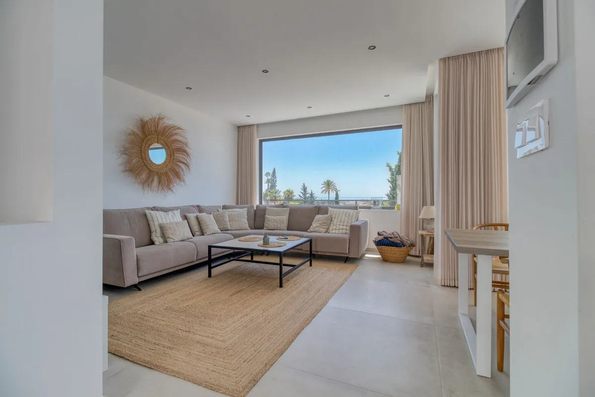 9ca2115b-0b20-4b8d-8dbb-c08bfcb07d0b