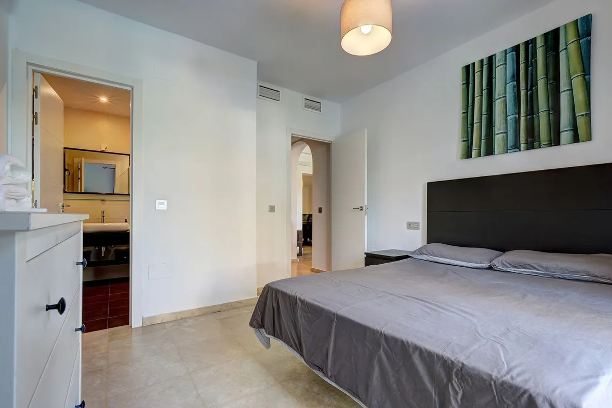 013532fd-eb3a-4d9d-9da3-86634aa92fa9